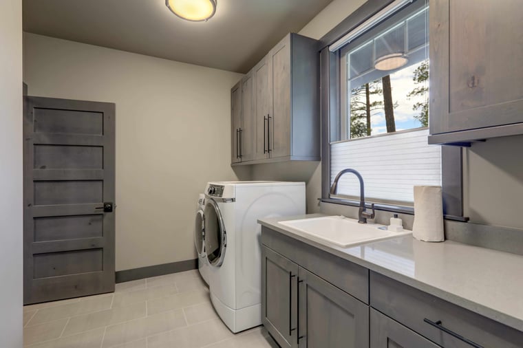 laundry-room-cabinets