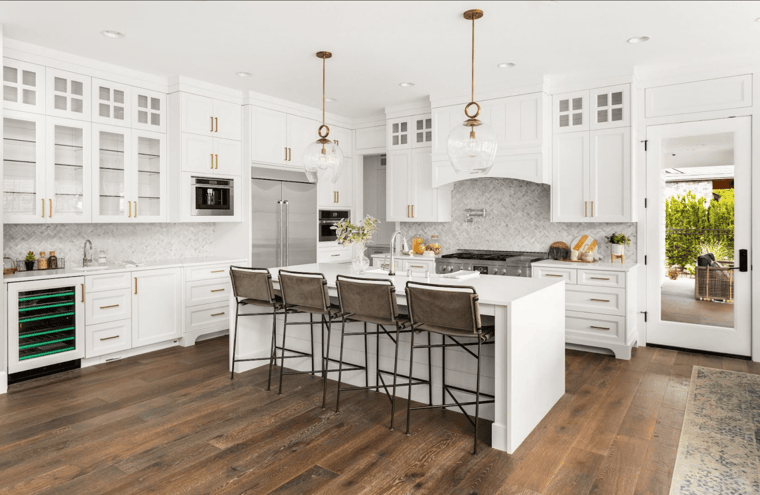 High-end custom kitchen cabinets